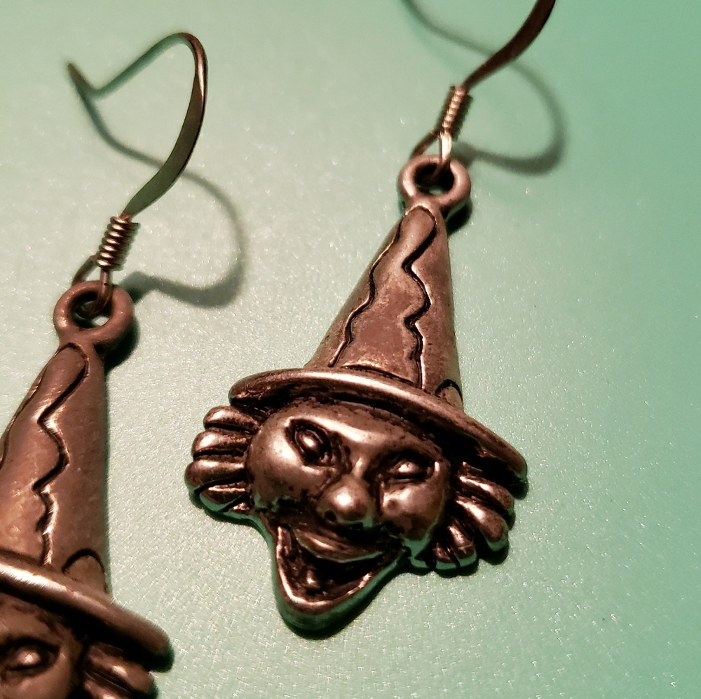 ❌️SOLD❌️Witch earrings 🧙🏻‍♀️🔮